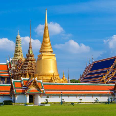 Bangkoks Wat Phra Kaew Grand Palace Temple with Emerald Buddha