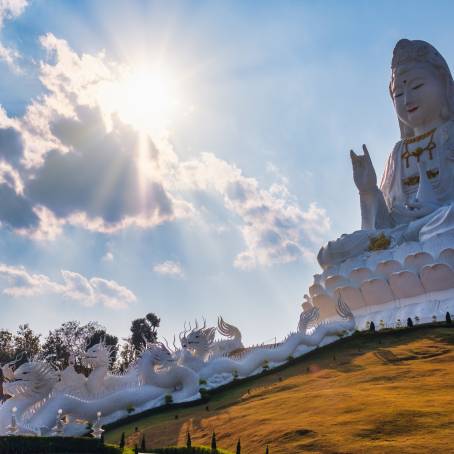 Chiang Rais NineStorey Pagoda and Guan Yin at Dusk