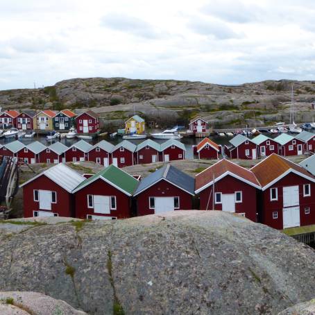 Coastal Sunset Fisherman Cottage in Smogen Sweden