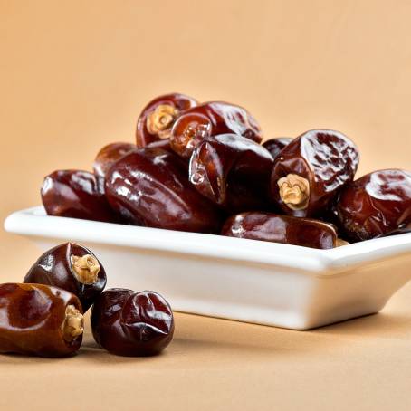 Exotic Dried Dates for Snacking