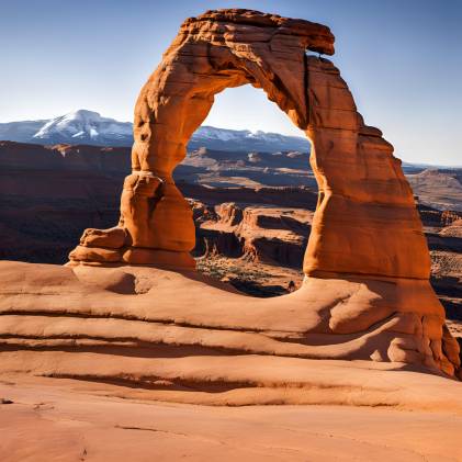 Explore the Wonders of Delicate Arch in Utah Arches National Park