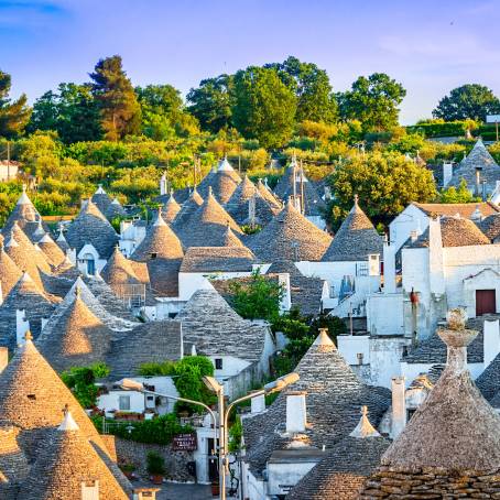 Exploring the Iconic Trulli Houses of Alberobello