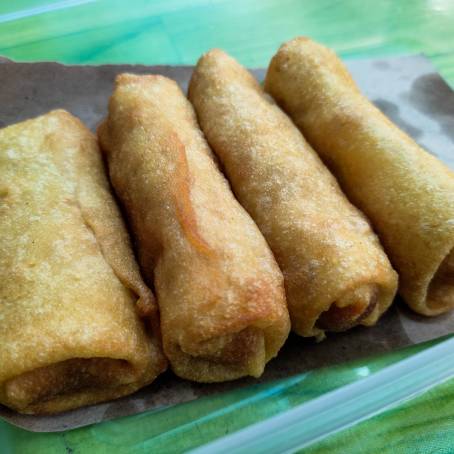 Golden Crispy Chinese Spring Rolls A Savory Delight