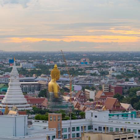 Impressive Buddha Dhammakaya Dhepmongkol Statue at Wat Paknam Phasi Charoen, Bangkok