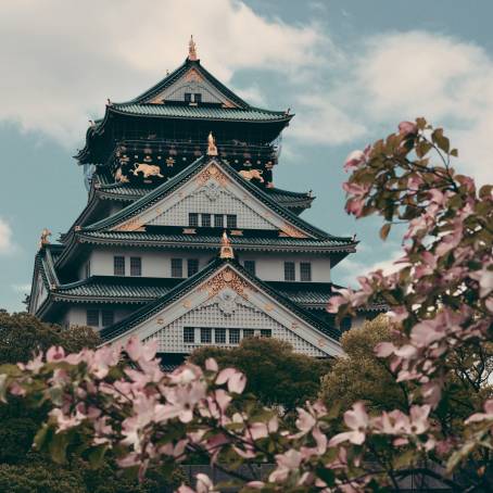 Osaka Castle Symbol of Strength, Heritage, and Japanese Tradition