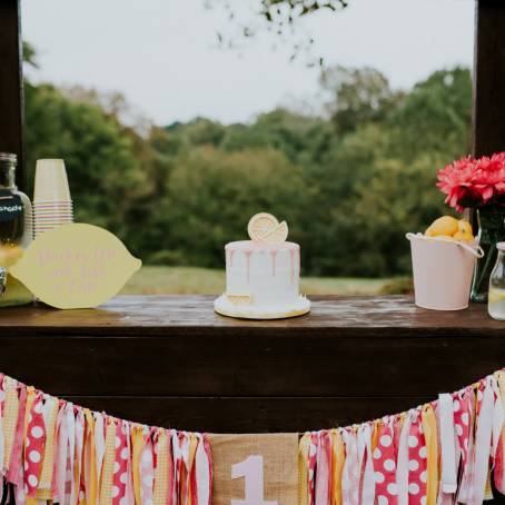 Stylish Drink Station for Outdoor Party with Peach Lemonade