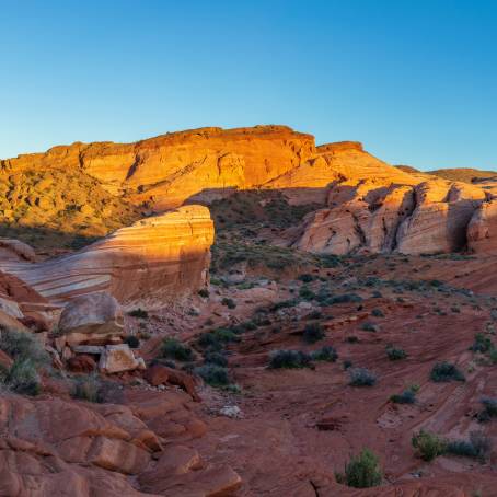 The Narrows White Domes Trail in Valley of Fire, Nevada