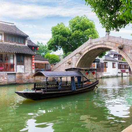 Tongli Waterways Evening Gondola and Canal Views Near Suzhou