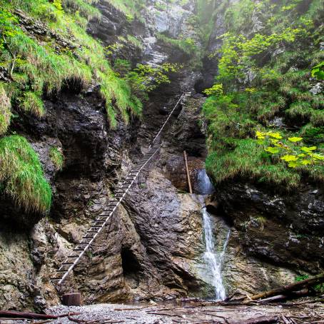 Uncover the Beauty of Tomasovsky Vyhlad, Slovak Paradise National Park